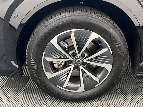 Certified 2023 Lexus RZ 450e Premium image 23