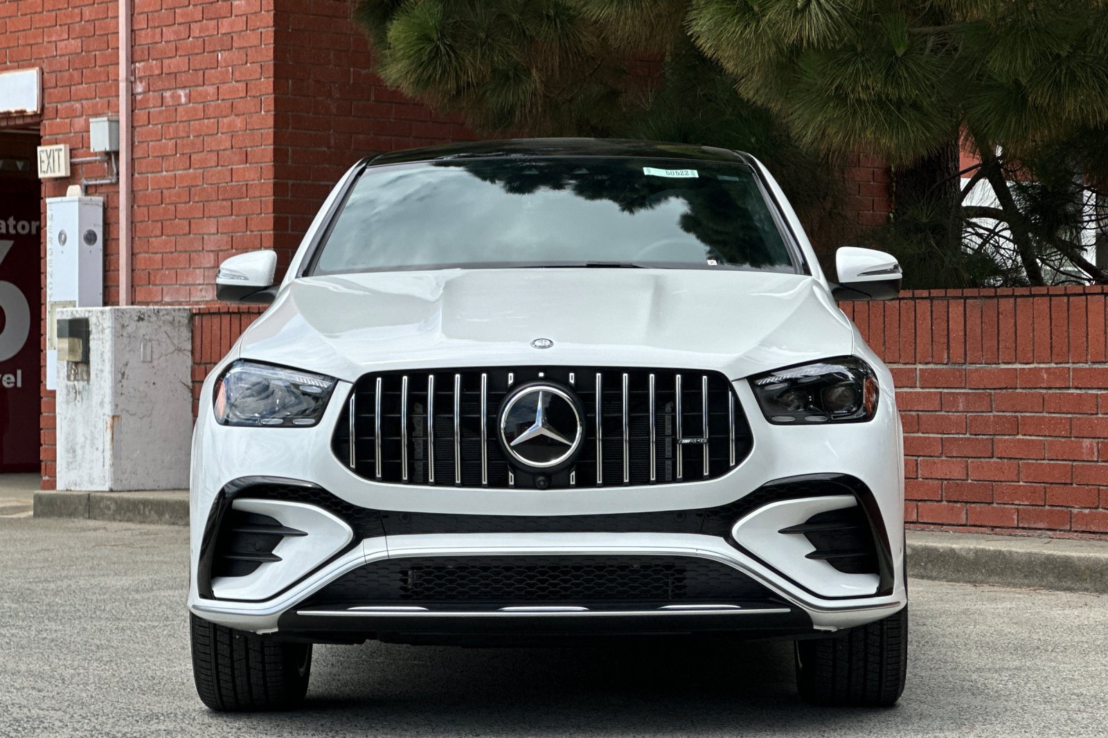 New 2026 Mercedes-Benz GLE 53 AMG 4MATIC Coupe image 9