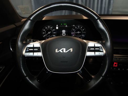 Used 2024 Kia Telluride SX Prestige X-Line image 12