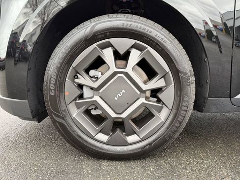 New 2026 Kia Carnival EX image 11