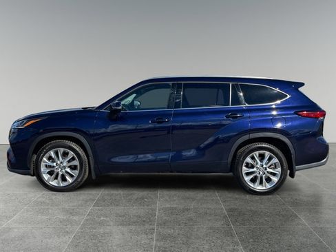 Used 2023 Toyota Highlander Limited AWD/4WD image 3