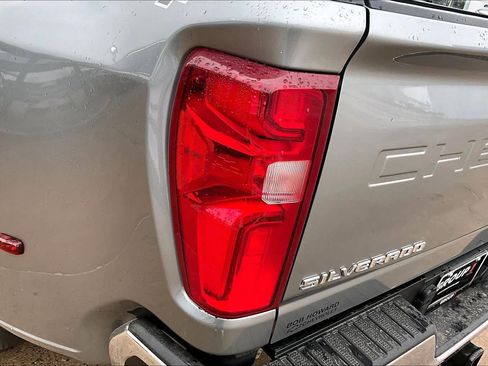 New 2026 Chevrolet Silverado 3500 LT image 15