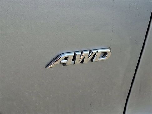 Certified 2023 Toyota Corolla Cross L image 30