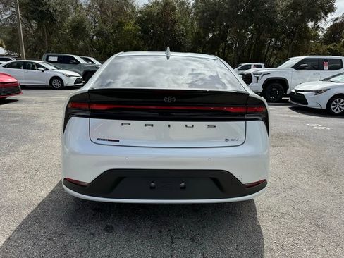 New 2024 Toyota Prius LE image 7