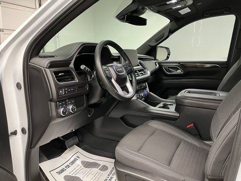 Used 2024 GMC Yukon SLE AWD/4WD image 20