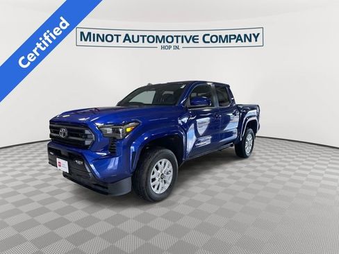Used 2024 Toyota Tacoma SR5 AWD/4WD image 5