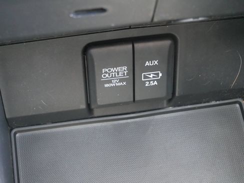 Used 2022 Honda Pilot Touring image 32