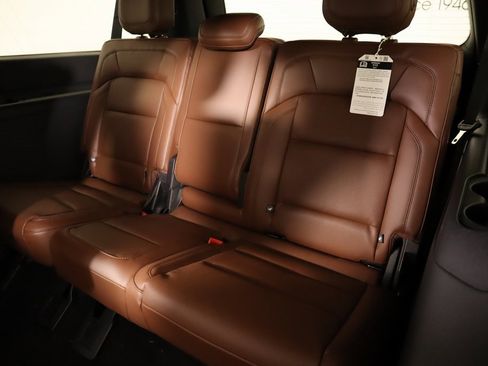 New 2025 Lincoln Navigator L Reserve image 13