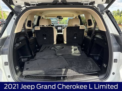 Used 2021 Jeep Grand Cherokee L Limited AWD/4WD image 16