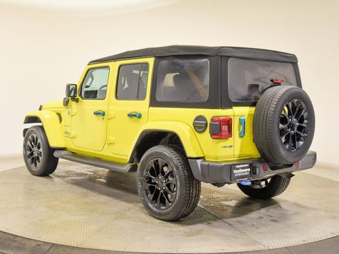 Used 2022 Jeep Wrangler Unlimited Sahara w/ Safety Group AWD/4WD image 7