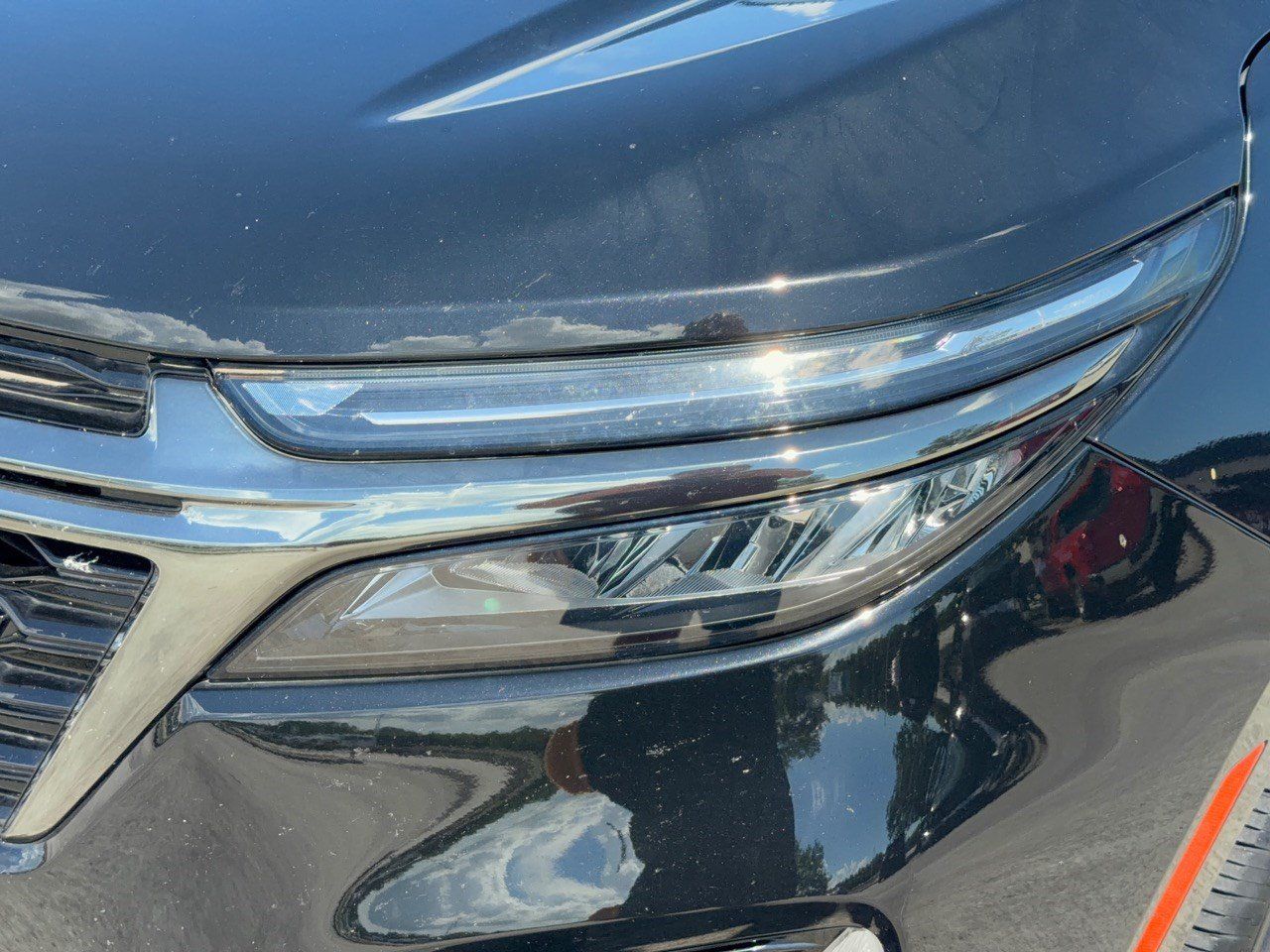 Used 2023 Chevrolet Equinox RS FWD image 12