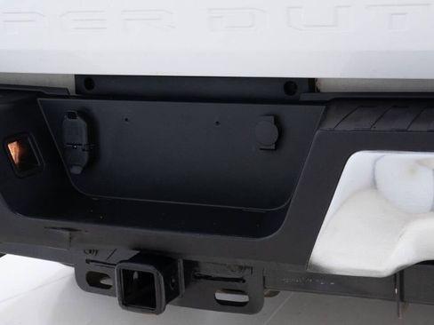 Used 2019 Ford F250 XL w/ Power Equipment Group image 19