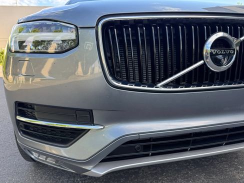 Used 2017 Volvo XC90 T6 Momentum w/ Vision Package AWD/4WD image 13