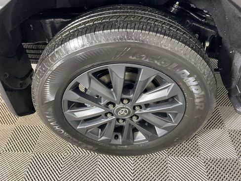 New 2026 Toyota Land Cruiser image 9