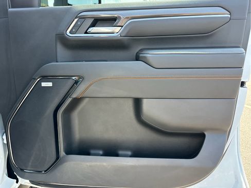 Used 2024 GMC Sierra 2500 AT4 w/ AT4 Premium Plus Package image 28