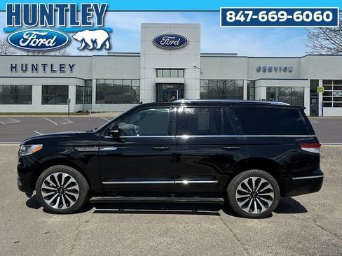 Used 2022 Lincoln Navigator Reserve w/ Equipment Group 201A AWD/4WD image 7