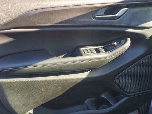 Used 2024 Jeep Grand Cherokee Altitude image 16