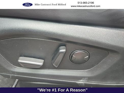Used 2023 Ford Explorer XLT w/ Equipment Group 202A AWD/4WD image 7