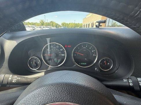 Used 2012 Jeep Wrangler Sahara w/ Connectivity Group AWD/4WD image 22