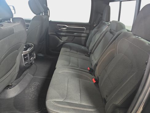 Used 2019 RAM 1500 Big Horn AWD/4WD image 11