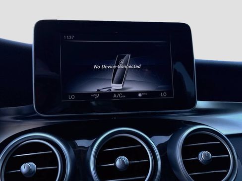 Used 2017 Mercedes-Benz GLC 300 image 27