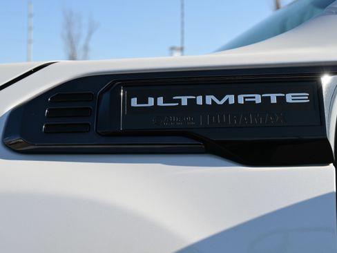 Used 2024 GMC Sierra 3500 Denali Ultimate AWD/4WD image 37