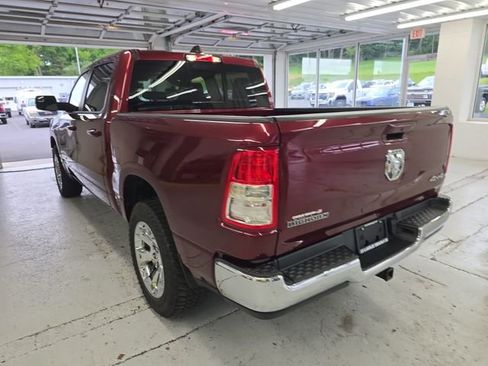 Used 2022 RAM 1500 Big Horn AWD/4WD image 3
