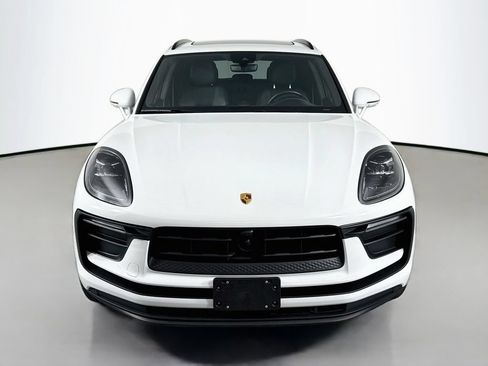 Certified 2023 Porsche Macan Turbo AWD/4WD image 6