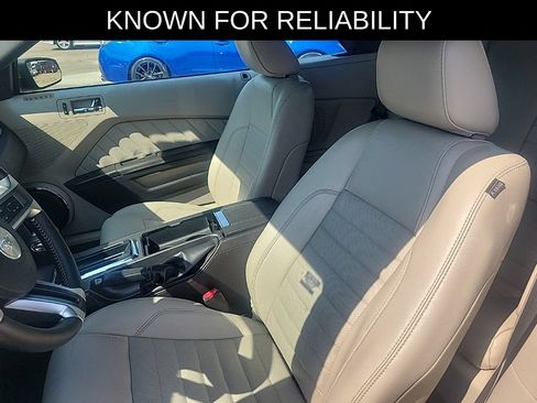 Used 2010 Ford Mustang Premium RWD image 14