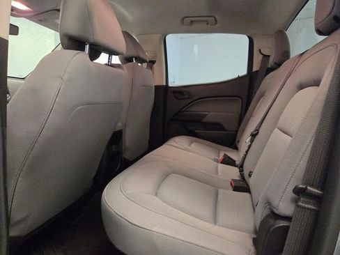 Used 2020 Chevrolet Colorado W/T w/ WT Convenience Package image 11