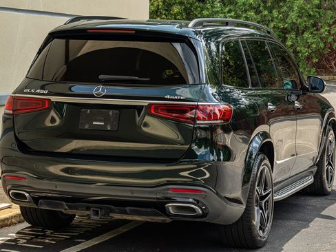 Used 2022 Mercedes-Benz GLS 450 4MATIC image 9