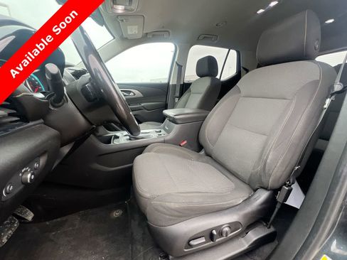 Used 2018 Chevrolet Traverse LT w/ LPO, Floor Liner Package image 16