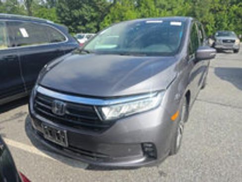 Used 2021 Honda Odyssey Touring image 1