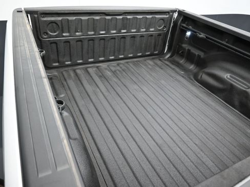 Used 2024 RAM 1500 Laramie AWD/4WD image 43