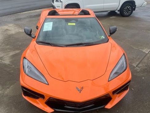 Used 2024 Chevrolet Corvette Stingray Preferred Conv w/ 2LT RWD image 3
