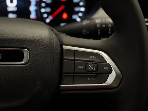 New 2026 Jeep Compass Latitude image 26