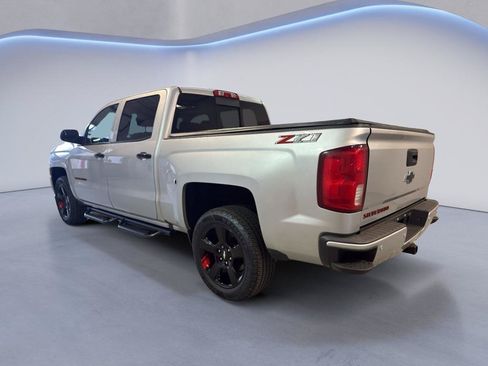 Used 2018 Chevrolet Silverado 1500 LTZ Z71 w/ Redline Edition AWD/4WD image 5
