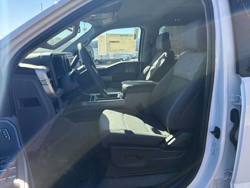 New 2025 Ford F550 XLT w/ XLT Value Package image 5