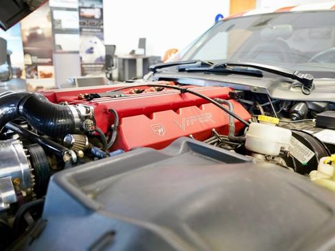 Used 2002 Dodge Viper GTS RWD image 22