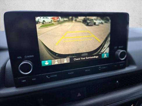 Used 2025 Honda CR-V Sport image 12