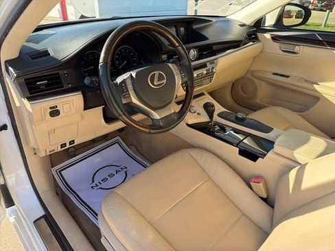 Used 2013 Lexus ES 350 w/ Premium Pkg FWD image 11