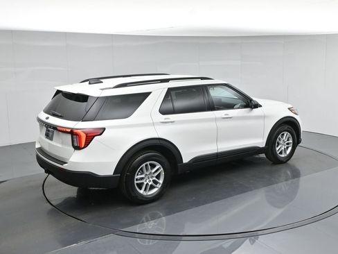 New 2026 Ford Explorer Active RWD image 40