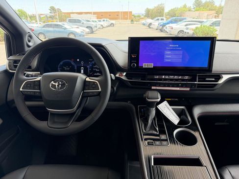 New 2026 Toyota Sienna XSE FWD image 24