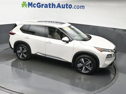 Used 2021 Nissan Rogue SL w/ Premium Package AWD/4WD image 3