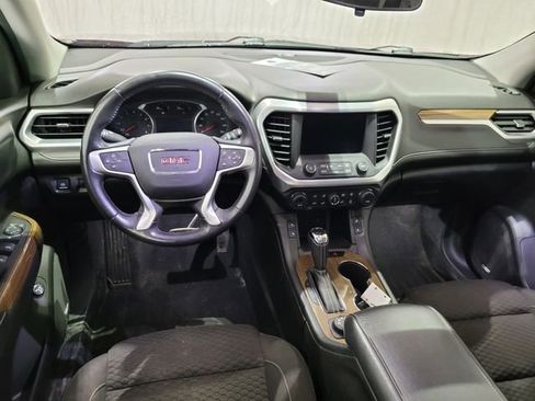 Used 2018 GMC Acadia SLE image 4