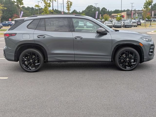 New 2026 Volkswagen Tiguan SE R-Line AWD/4WD image 3