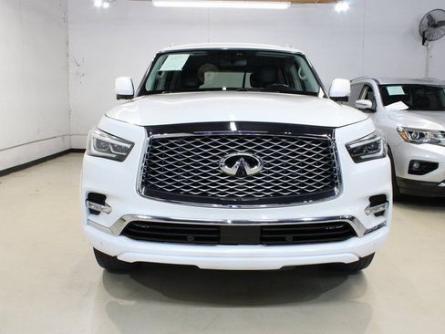 Used 2018 INFINITI QX80 2WD w/ Driver Assistance Package image 6