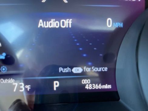 Used 2023 Toyota Camry XSE FWD image 7