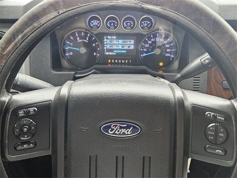 Used 2016 Ford F350 Lariat image 26