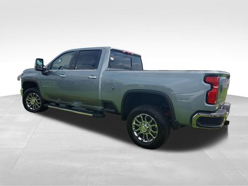 New 2026 Chevrolet Silverado 3500 LTZ w/ LTZ Premium Package AWD/4WD image 3